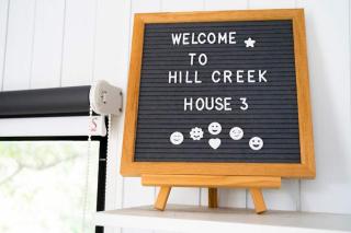 Hill Creek Tiny House 3 by Tiny Away - Perwillowen - 2