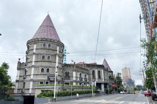 Camelot Hotel Quezon City powered by Cocotel - Manila - 4