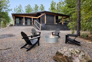 Whispering Retreat Sleeps 4 - 6