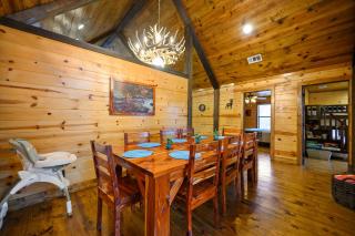 Whitetail Retreat Cabin for 13 - Broken Bow - 3