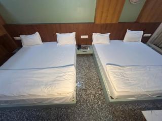 Hotel Dwarkadhish - 1