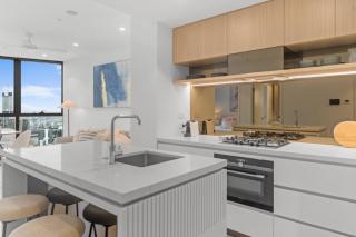 Queens Wharf Brisbane Luxe Residences - Brisbane - 9