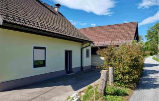 Lovely Apartment In Strau With Wifi - 0