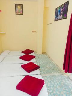 Chinmay Lodging - Kolhapur - 8