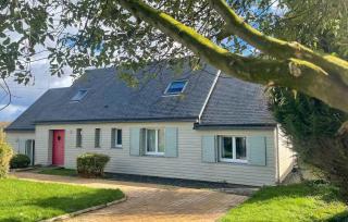 5 Bedroom Beautiful Home In Taulé - 0