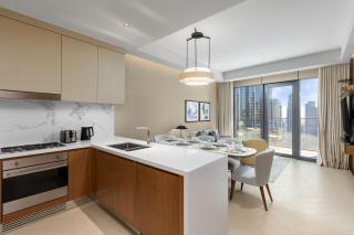 Maison Privee - Luxury Apt with Spectacular Burj Khalifa Views - 8