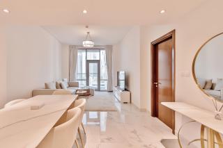 DreamShoma-1BR Stunning Canal View - 9