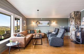 Stunning Home In Lyngdal - Lyngdal - 8