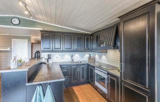 Stunning Home In Lyngdal - Lyngdal - 5