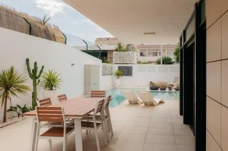 Grand Villa with Pool - Sagunto - 4