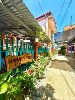 Manalo's Lodge and Restaurant - Puerto Galera - 1