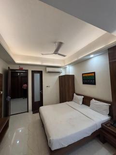 Hotel Ada Regency - Bhopal - 1