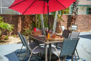Golf Cart-Jacuzzi-Surfing Abode on Hutchinson Island - Fort Pierce - 4