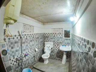 Denzong House & Restaurant - Kalimpong - 6