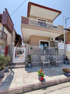 Daniela Apartments - Nea Roda - 1