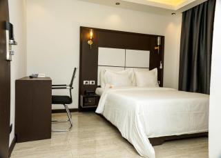 Debolonia Palace Hotel - Douala - 9