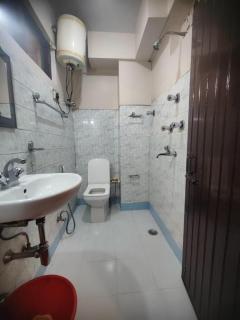 Darjeeling Palace is 500 meters from Mall Road with the Best facilities - Darjeeling - 6