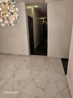 Moment hotel & suites - Idowu - 3