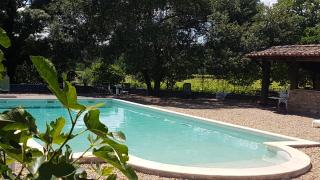 Gîte au milieu des vignes, piscine, jacuzzi, Climatisation - 9