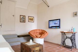 Panoramic Monferrato Villa with Amazing Views - 2