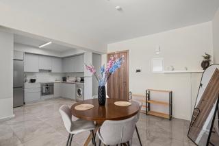 Latitudes 1 Bedroom Apartment - Meneou - 8
