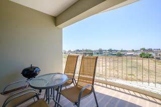 Latitudes 1 Bedroom Apartment - Meneou - 2