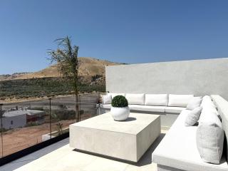 Celeste Luxury Villas - 4