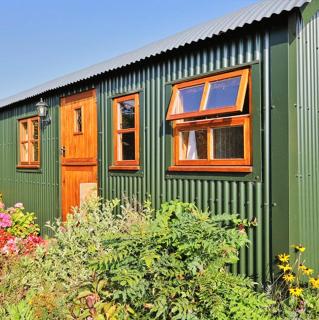 Finest Retreats - Shepherds Lodge at Morrells Wood - Shrewsbury - 0