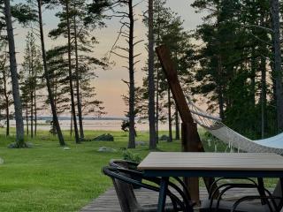 Männikumereääre with sea view and private beach - Kõrgessaare - 9