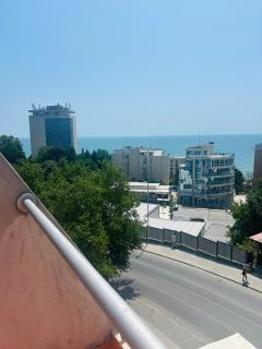 Apartments for guests "Einstein" - Golden Sands - 4