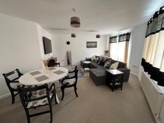 Spacious Comfortable Central Derby 2-Bed Apartment - Derby - 6