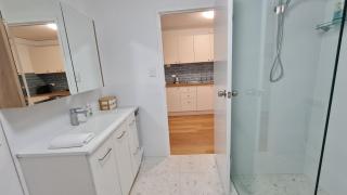 West Beach Lagoon 107 - Great Value - Perth - 1