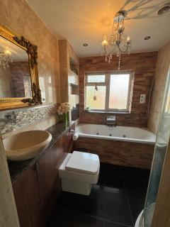 Welcome to Your Home Away from Home - Haversham - 5