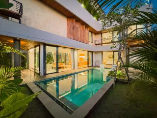 Narawangsa Villas - Kerobokan - 0