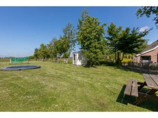 Family house with an ideal location, private terrace, garden and sauna - Vrouwenpolder - 4
