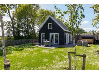 Family house with an ideal location, private terrace, garden and sauna - Vrouwenpolder - 3