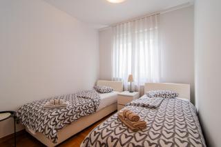 Flexible SelfCheckIns 97 - Zagreb - Garden - Parking- Loggia - 2 Bedrooms - Zagreb - 8