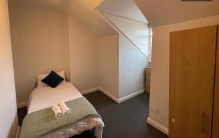 Donington Green Staycation - Middlesbrough - 9