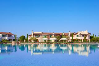 Resort Apartment - Borgo esclusivo con Piscine e Campi sportivi - 0