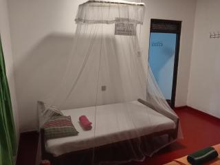 Lake House Home Stay - Anuradhapura - 7
