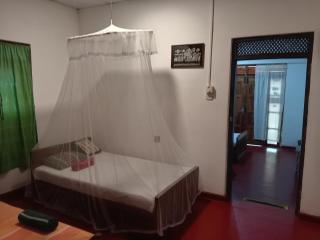 Lake House Home Stay - Anuradhapura - 3