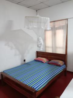 Lake House Home Stay - Anuradhapura - 1