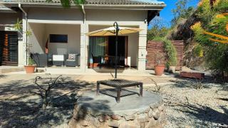 Hill Top Villa - Private Room In A Home - Hazyview - 9