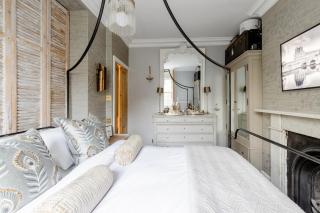 Stylishly Designed Private Home in Central Windsor - 8