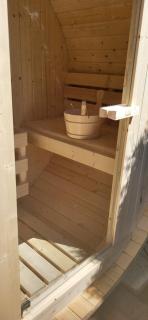 Gîte La petite maison horlogère deux chambres bain nordique & sauna , prêt de raquettes des neiges - 3