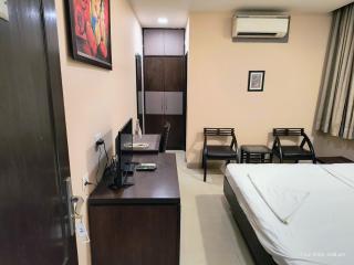 Hotel Golden Retreet - New Delhi - 6