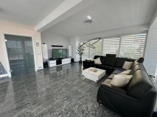 Villa INAMI - Mandre - 9