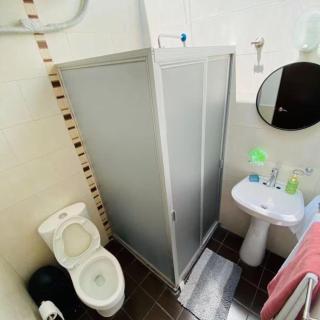 Casa en fraccionamiento con vigilancia 24 horas - - 6