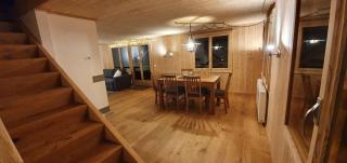 Newly Renovated 3 Bedroom Apartment with Beautiful Views - Gsteig - 6