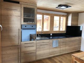 Newly Renovated 3 Bedroom Apartment with Beautiful Views - Gsteig - 5